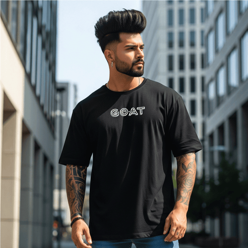 CR7 GOAT Oversized Tee – Limited Edition
